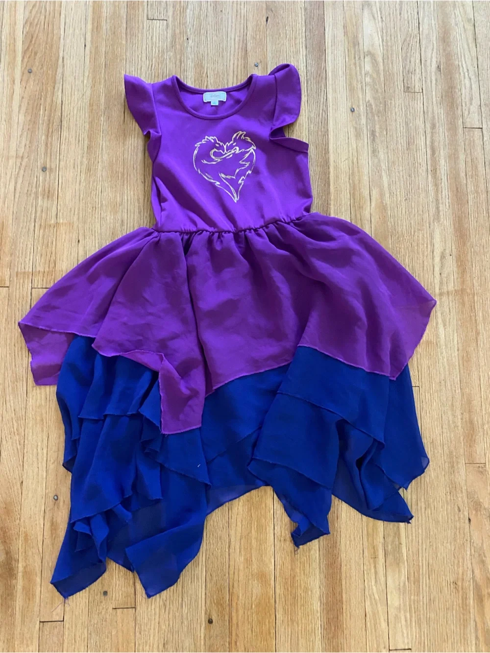Disney Descendants Girl size M D-signed Purple and Blue Ruffled Costume Dress